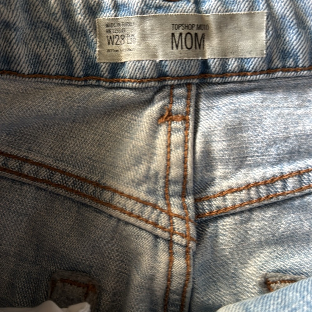 Topshop Blue Cropped Ankle Jeans with Relaxed Fit - Picture 4 of 5
